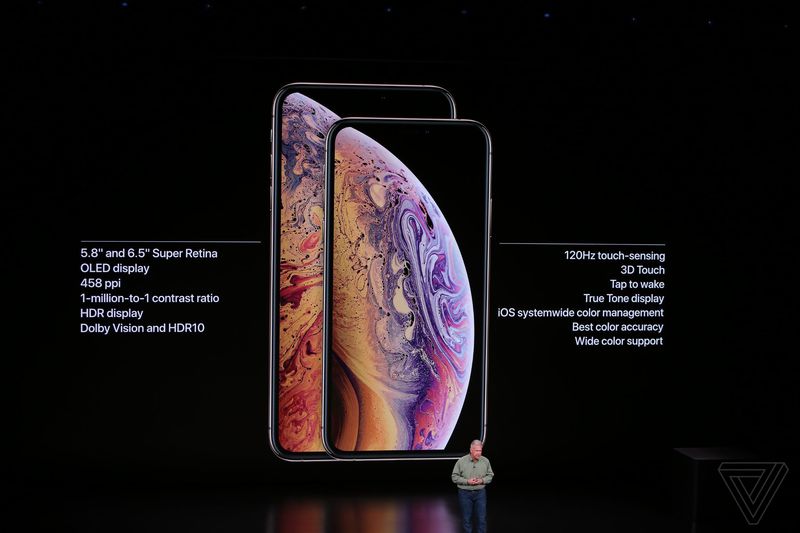 iphone-2018-gather-round-xsmax-2
