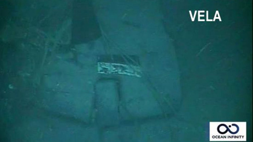 tau-ngam-argentina-day-bien-2