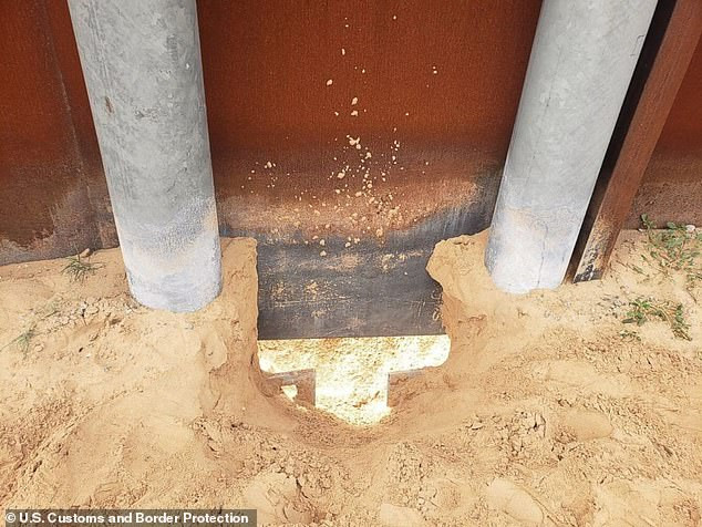 vuot-bien-gioi-my-ti-nan-1