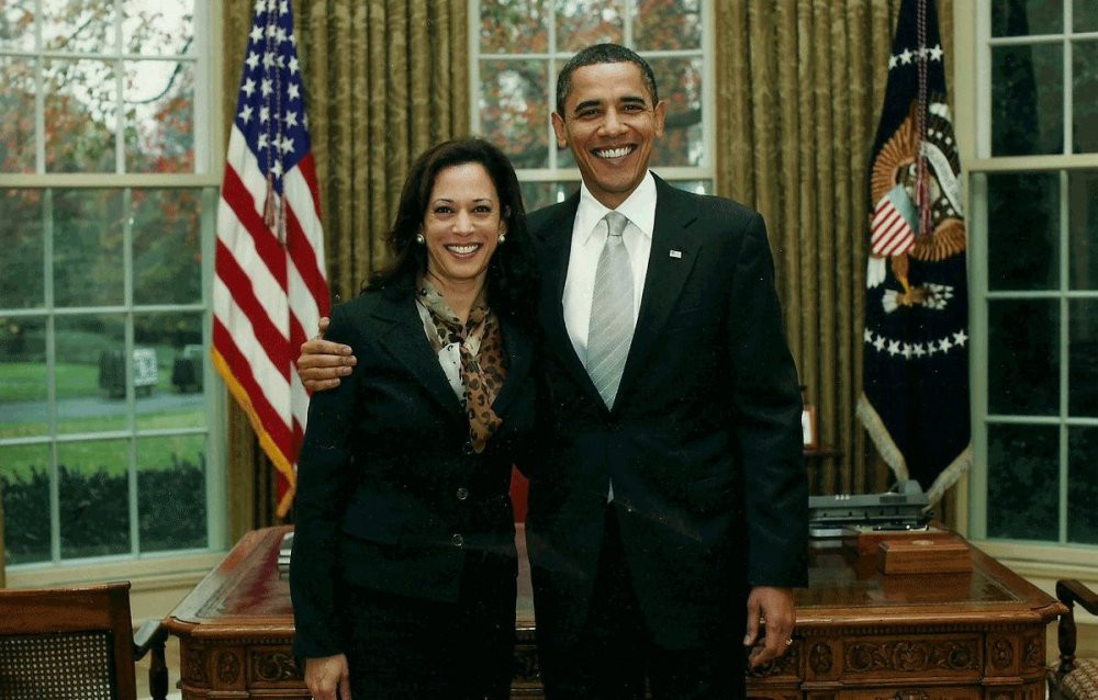 kamala-harris-obama-1