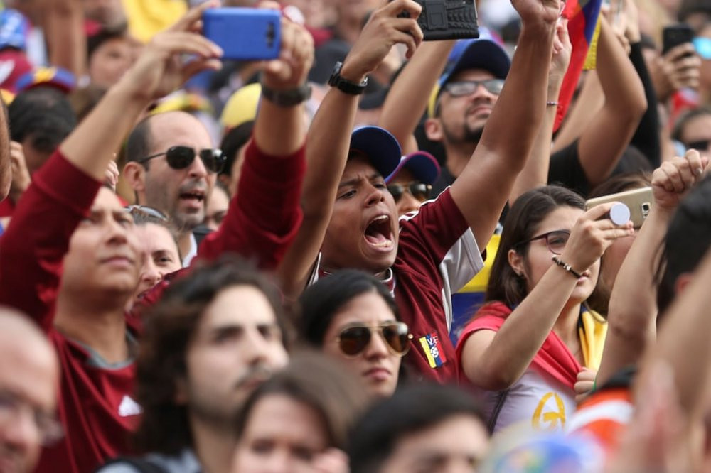 bieu-tinh-venezuela-7 7