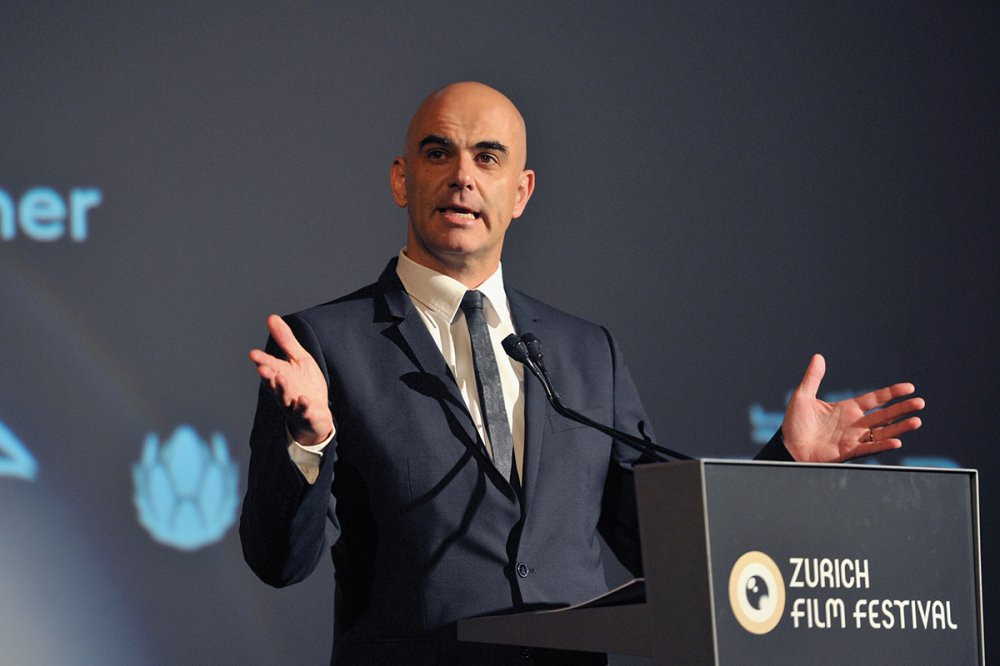 highest-paid-leader-7 7