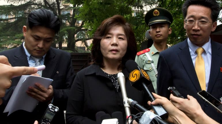 thu-truong-ngoai-giao-choe-son-hui-1