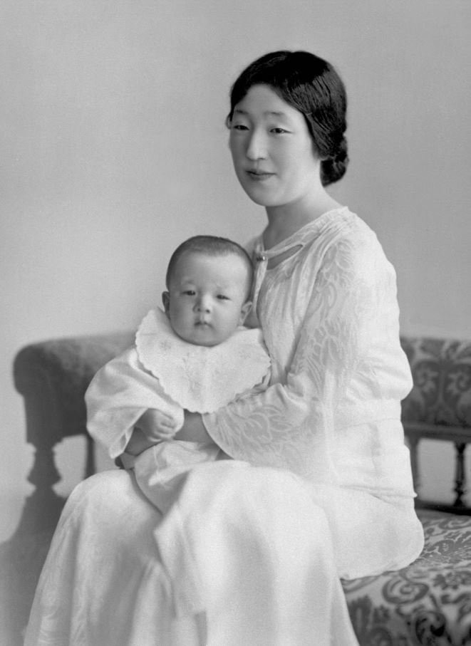 nhat-hoang-thoai-vi-4 3