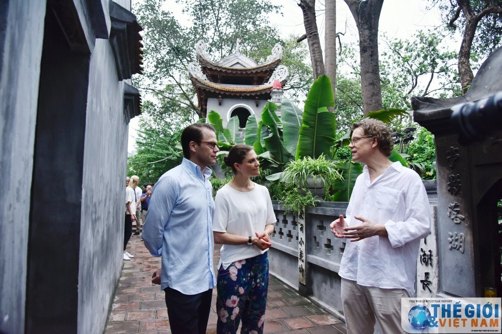 cong-chua-thuy-dien-9 8