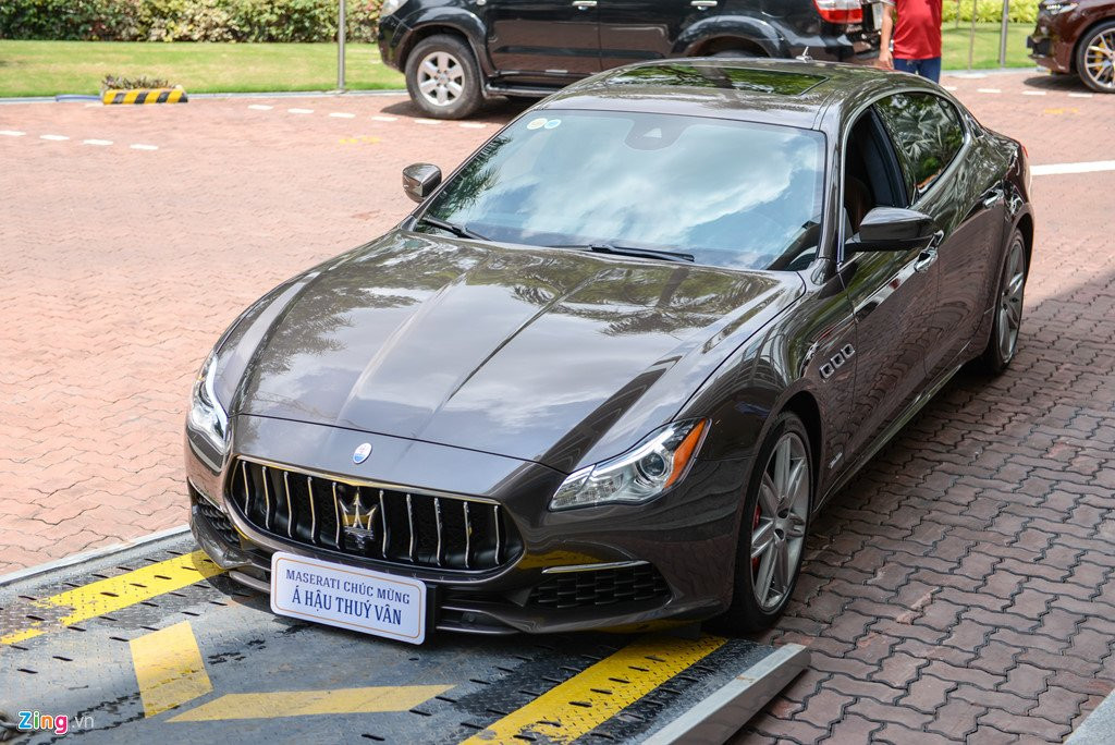 A hau Thuy Van mua Maserati Quattroporte gia gan 8 ty dong hinh anh 9