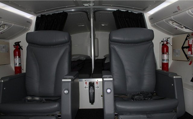 Phòng kín trên máy bay: Bí mật riêng của phi công, tiếp viên