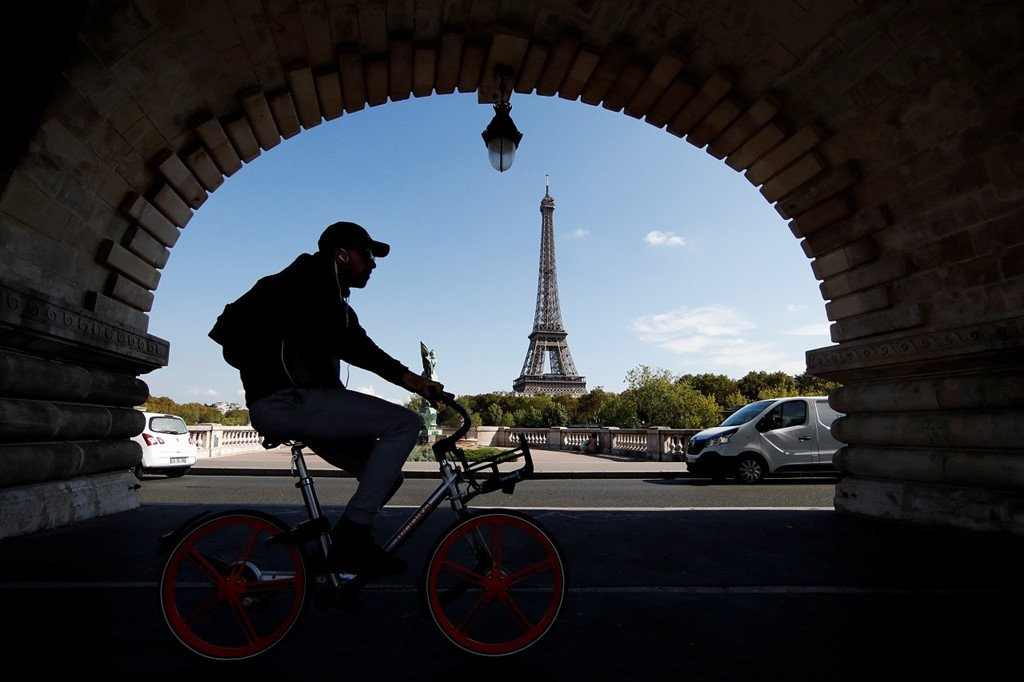 Tuong lai huong ve dien hoa, nganh oto san sang cho nhung cu soc hinh anh 3