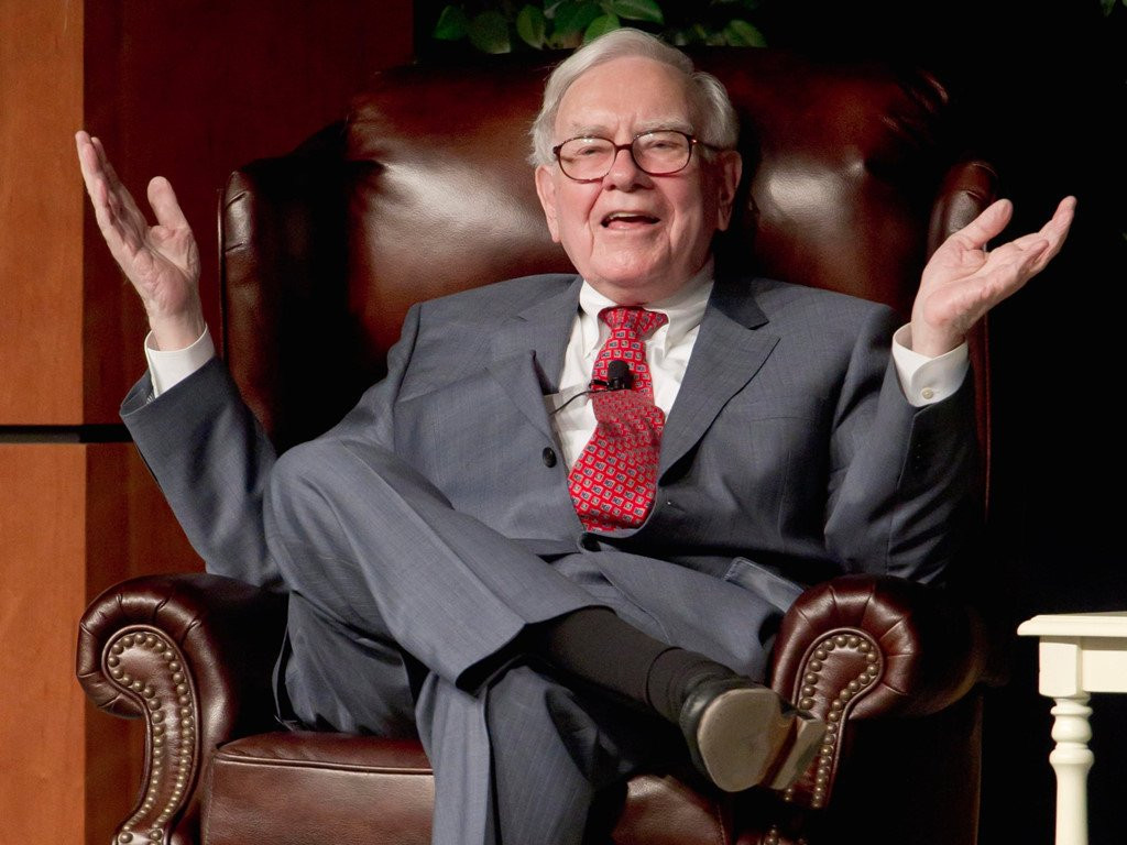 Giau thu ba the gioi, ty phu Warren Buffett tieu tien the nao? hinh anh 6