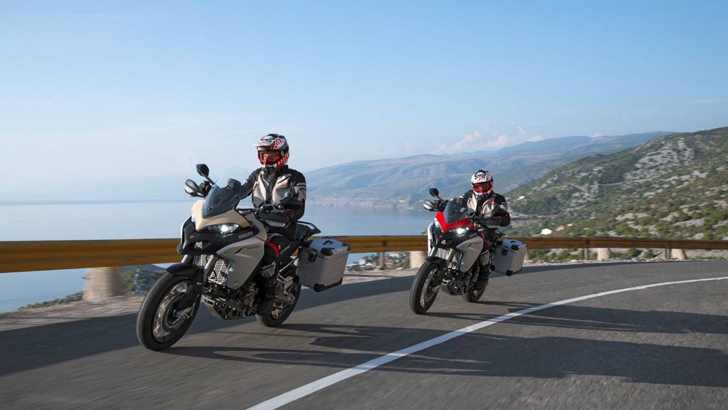 Sieu moto dia hinh sap ra mat tu Ducati hinh anh 9