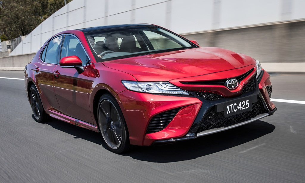 Toyota Camry 2018 ve Dong Nam A cuoi thang 10 hinh anh 6