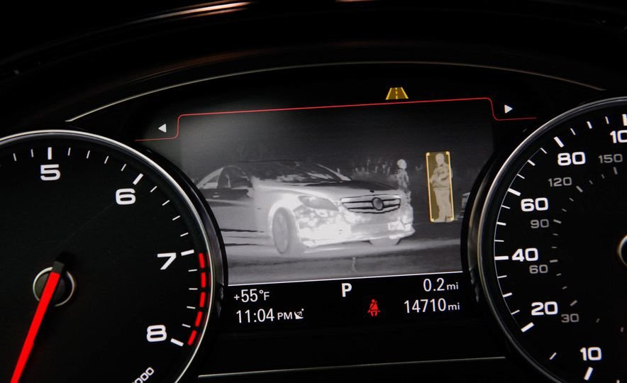 Xe hoi ngay nay trang bi cong nghe gi de giu mang nguoi? hinh anh 10