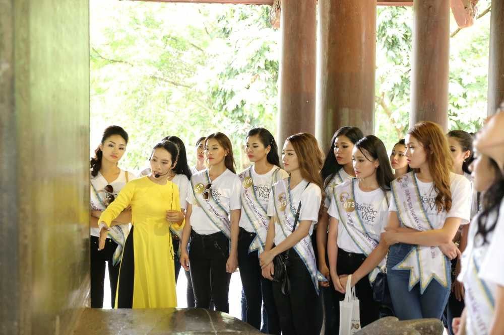 Tham quan kien truc co 2