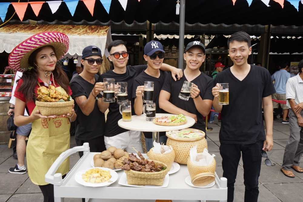 anh 4- le hoi bia Ba Na Hills