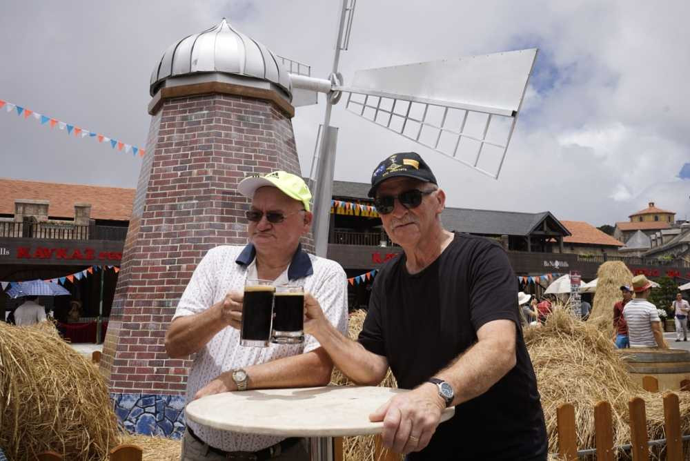 anh 6- le hoi bia Ba Na Hills (2)