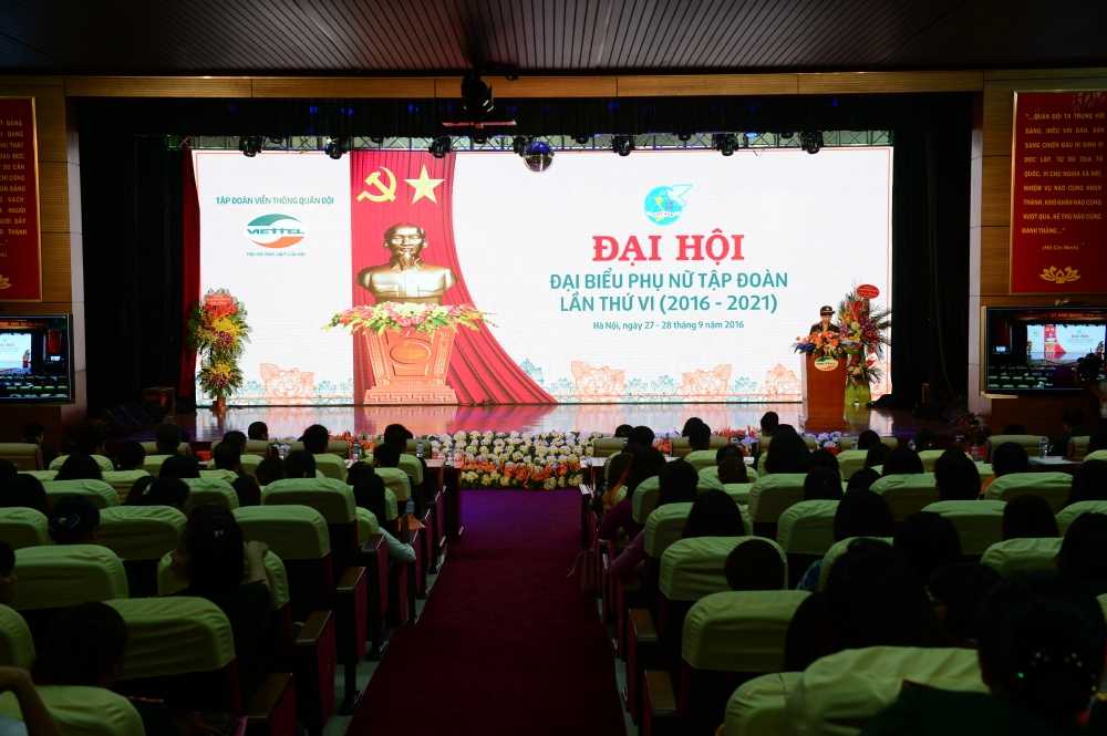 Dai hoi Dai bieu Phu nu Tap doan