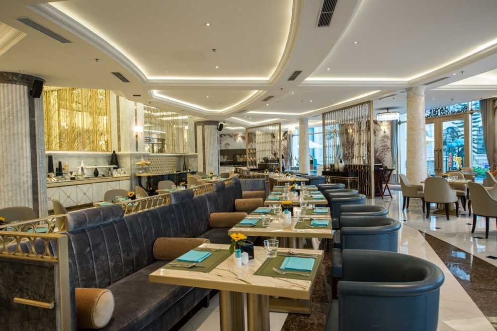 04_Khu vuc nha hang phuc vu cac mon an ngon duoi su che bien cua cac dau bep tai ba cung su phuc vu chuyen nghiep cua doi ngu nhan vien