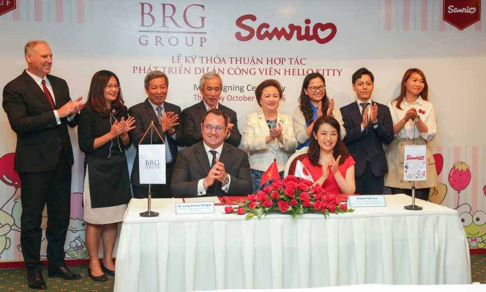 Photo_BRG va Sanrio thoa thuan hop tac phat trien cong vien giai tri tai Ha Noi (1)