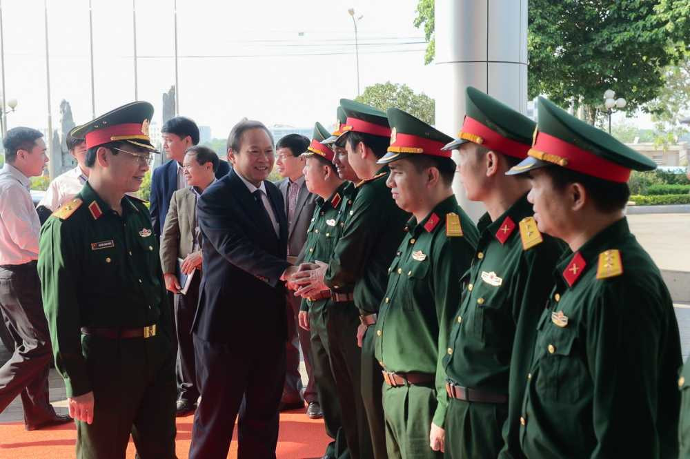 Bo truong den tham Khu Cong nghe cao Hoa Lac cua Viettel