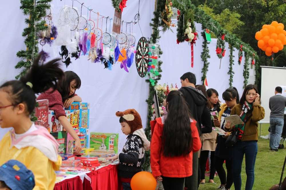 2015-12-19-ngay-hoi-giang-sinh-gia-dinh (7)