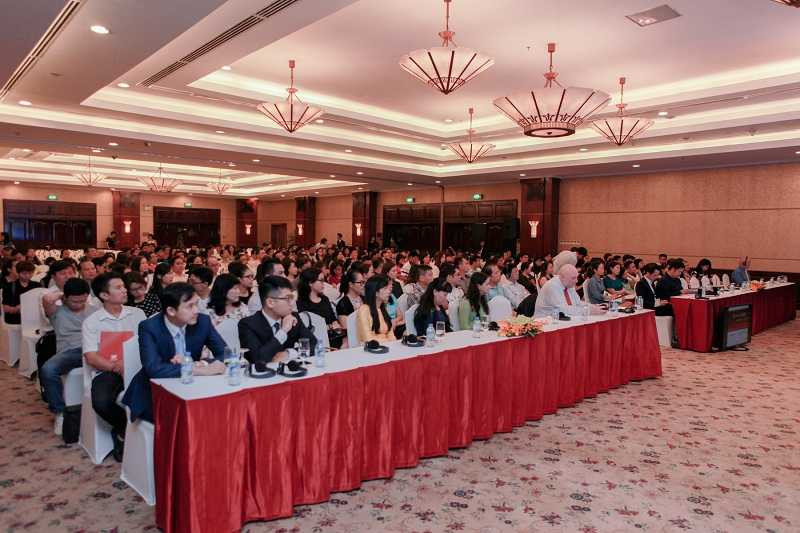 A2_ Toan canh hoi thao