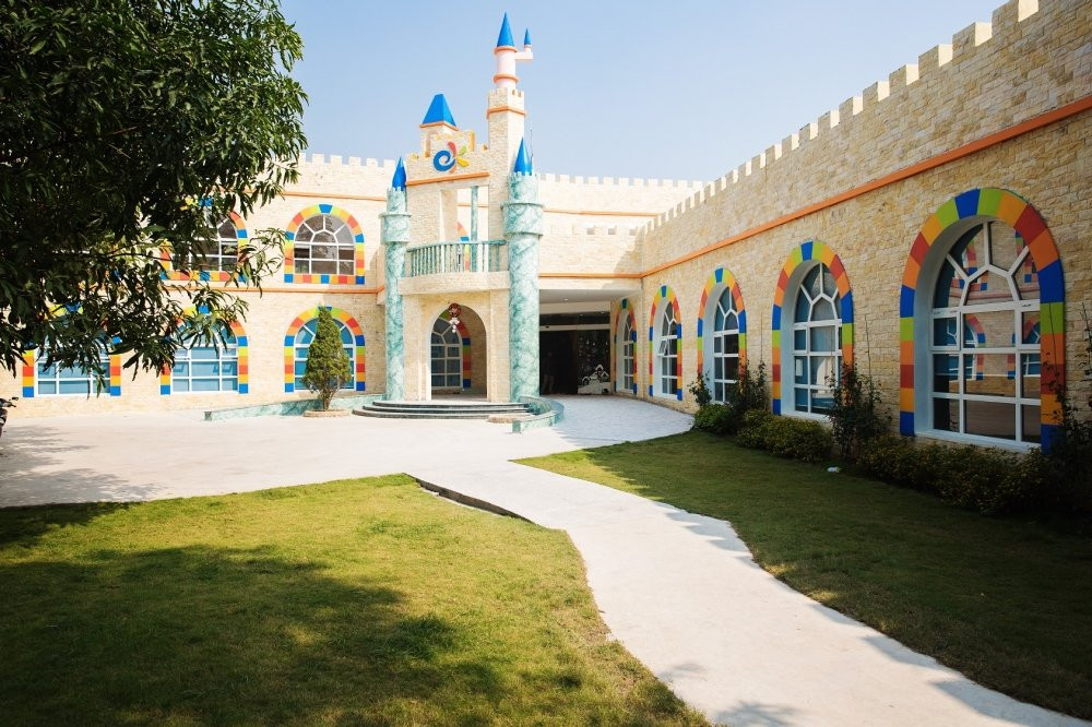 4 - Creative Kinder garden 5