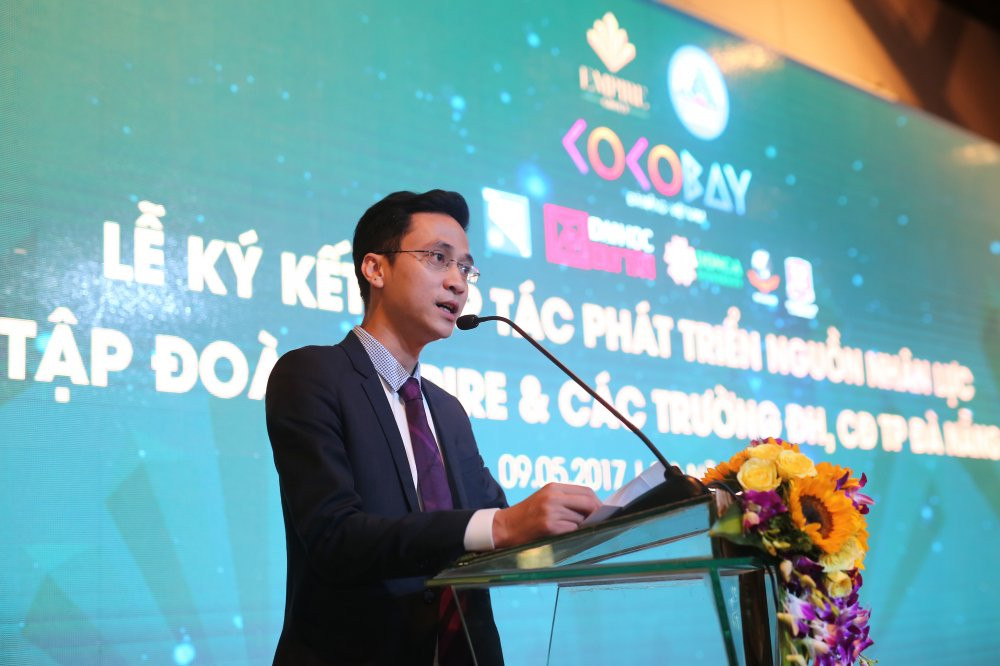 Hinh anh Cái 'bát tay' ngoạn mục dua sinh vien vào... 'truòng dòi'