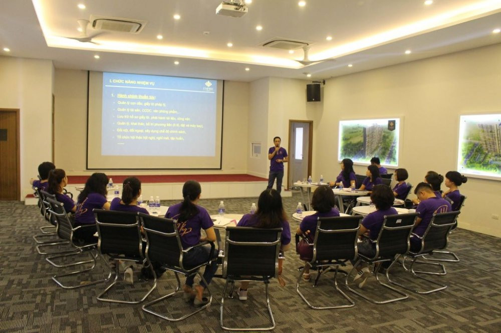 Hinh anh Tung bung ngay hoi viec lam voi hon 2.000 vi tri tai Cocobay 9