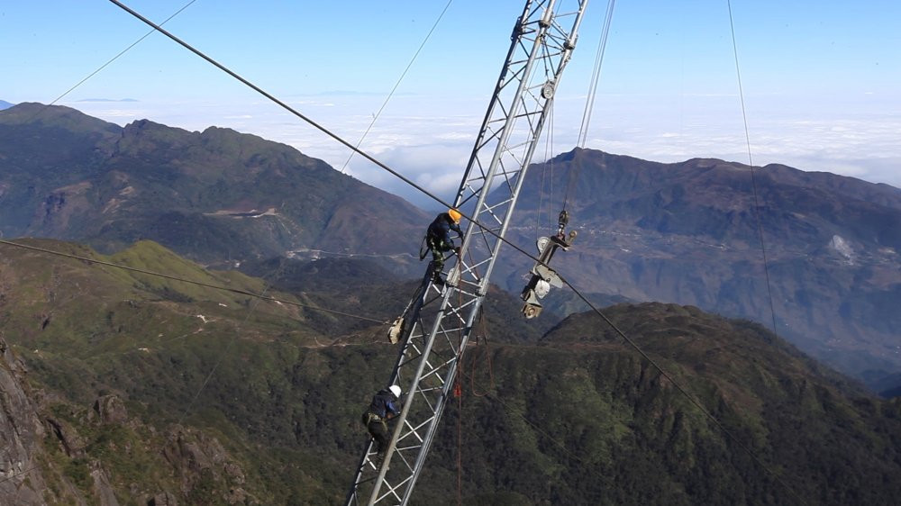 thi-cong-cap-treo-Fansipan (2) 3