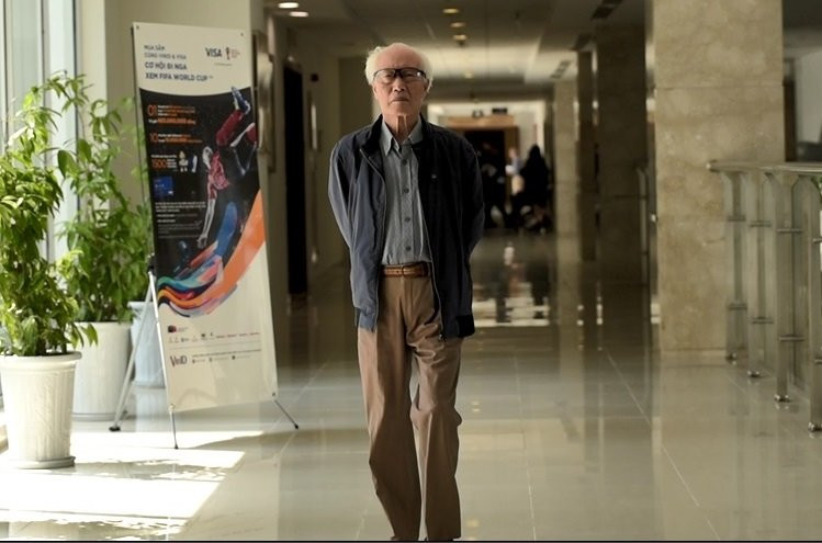 18.04_Anh KH ghep giac mac_1