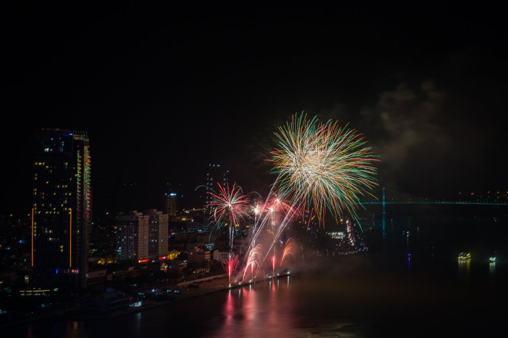 Phao hoa (2)
