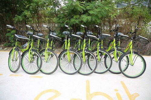 1524813085-xe-thong-minh-3