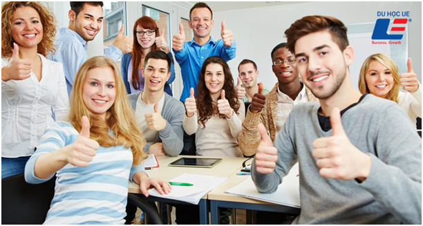 35881771_2179109758825925_5008206349905952768_n