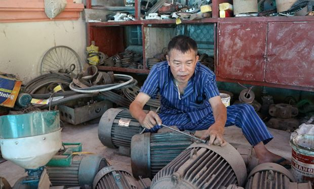 no luc cua nha sang che khiem khuyet