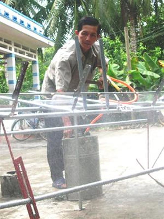 Hai Thuan va may diet ray cua chung