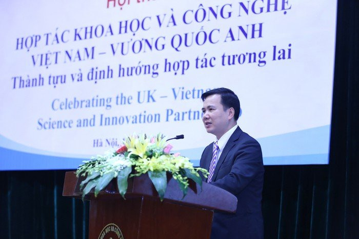 hop tac khcn viet anh (2)