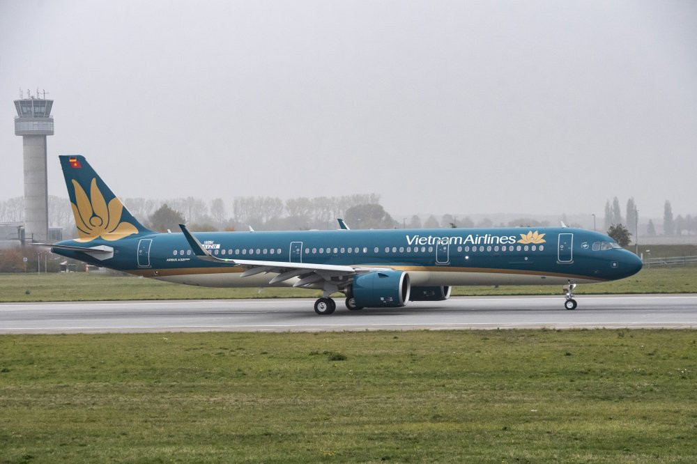 Anh may bay Vietnam Airlines