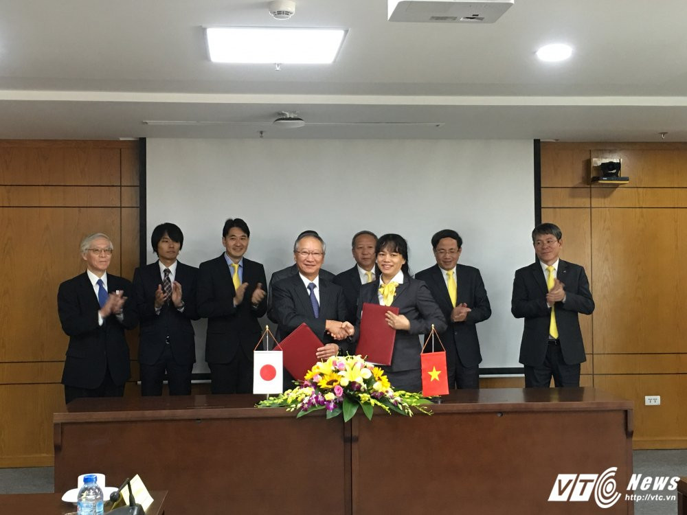 20171013_040758413_iOS