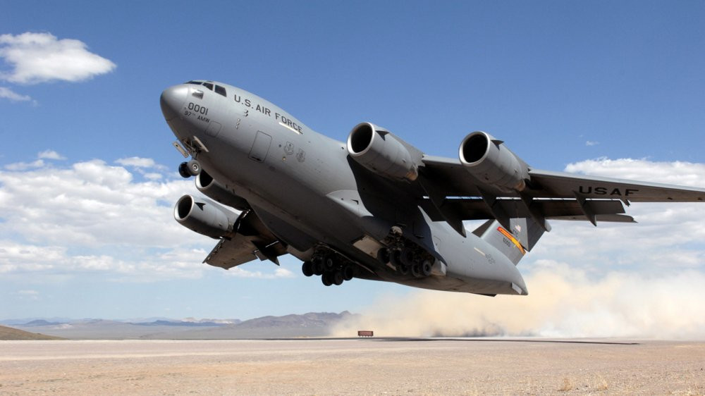 c_17_hero_lrg_01_1280x720 - Boeing