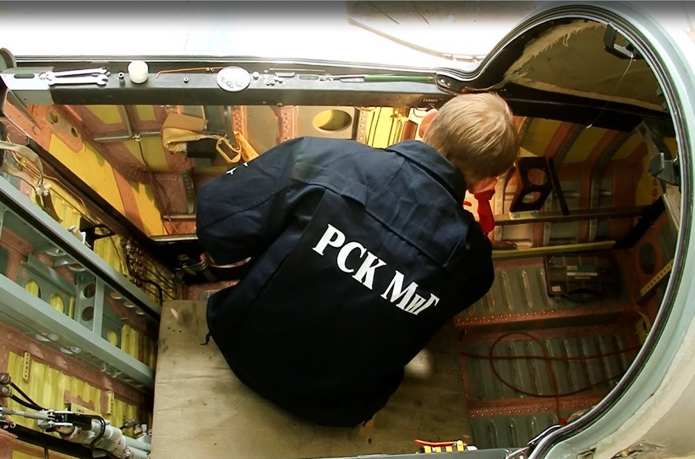 0_21b570_345b9c78_orig 15