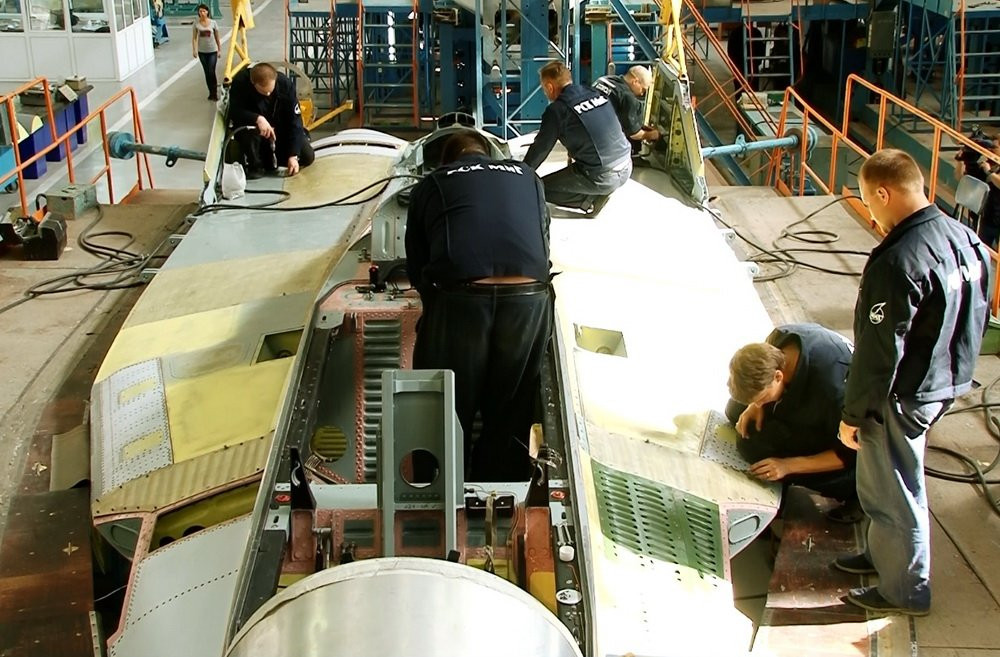 0_21b571_a64566d2_orig 17