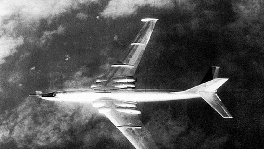 upload-Myasishchev_3M_Bison_in_flight_1968-pic905-895x505-68754 6