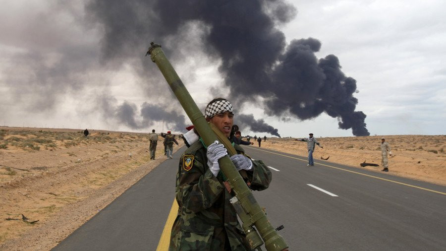 5a765b0bfc7e932b7d8b4568