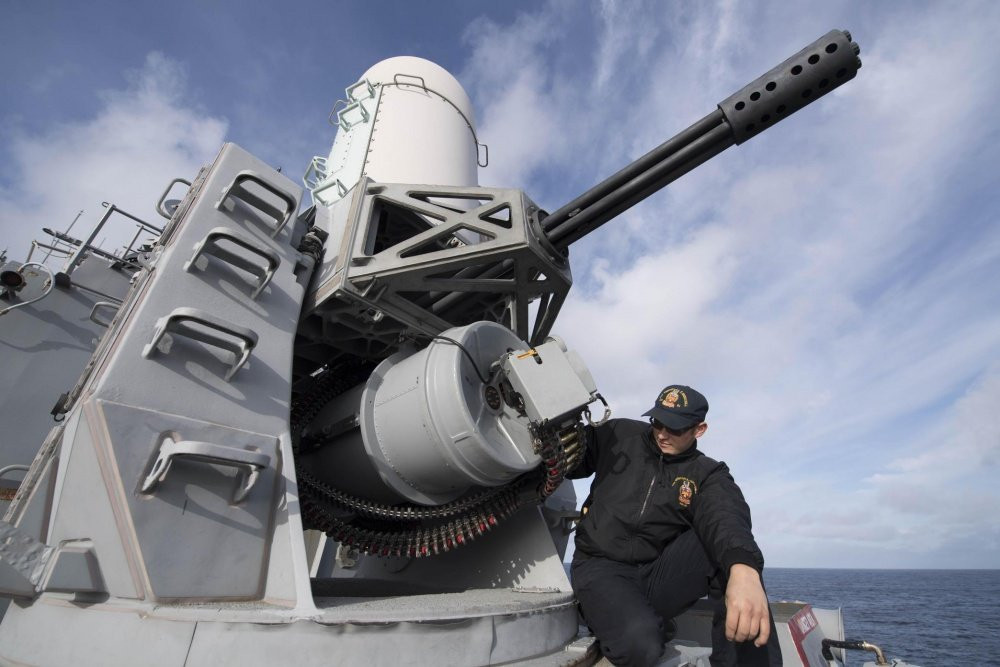 1000w_q95 Phalanx 03 4