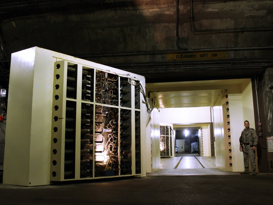 blast door open_1438042415621_22055352_ver1.0 4