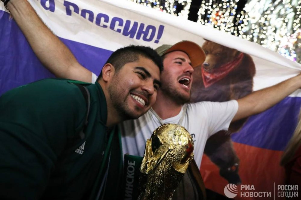 35515700_10156859707594271_7140575037328719872_o