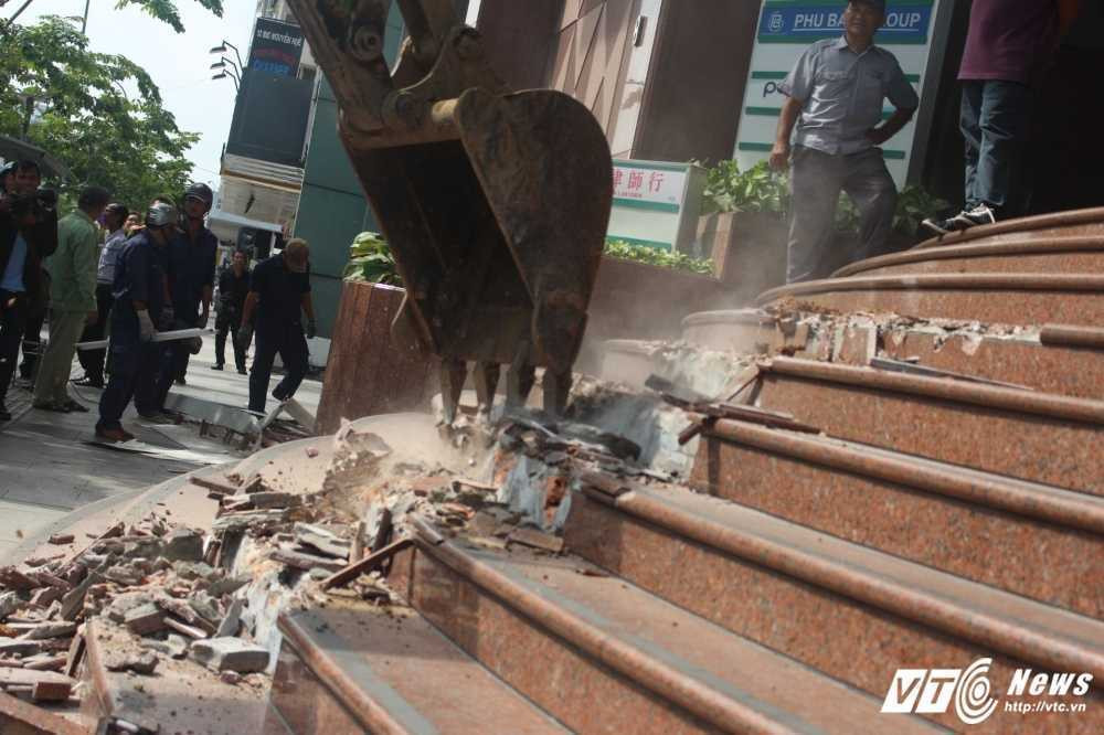 Ong Doan Ngoc Hai moi nhat, chu tich quan 1, Đoàn Ngọc hải, tháo gỡ, quận 1, ông hải, công trình, nhà nước, tam cấp, tin tức trong ngày, tin tức mới nhất, tin nóng, tin hồ chí minh, tin việt nam, vtc news, vtc.vn