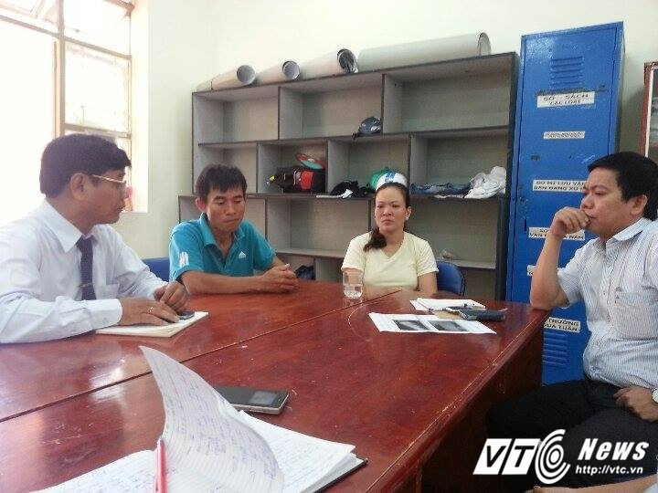 Hinh anh Thuc hu vu nu sinh lop 10 bi ban dung luoi lam rach tay 3