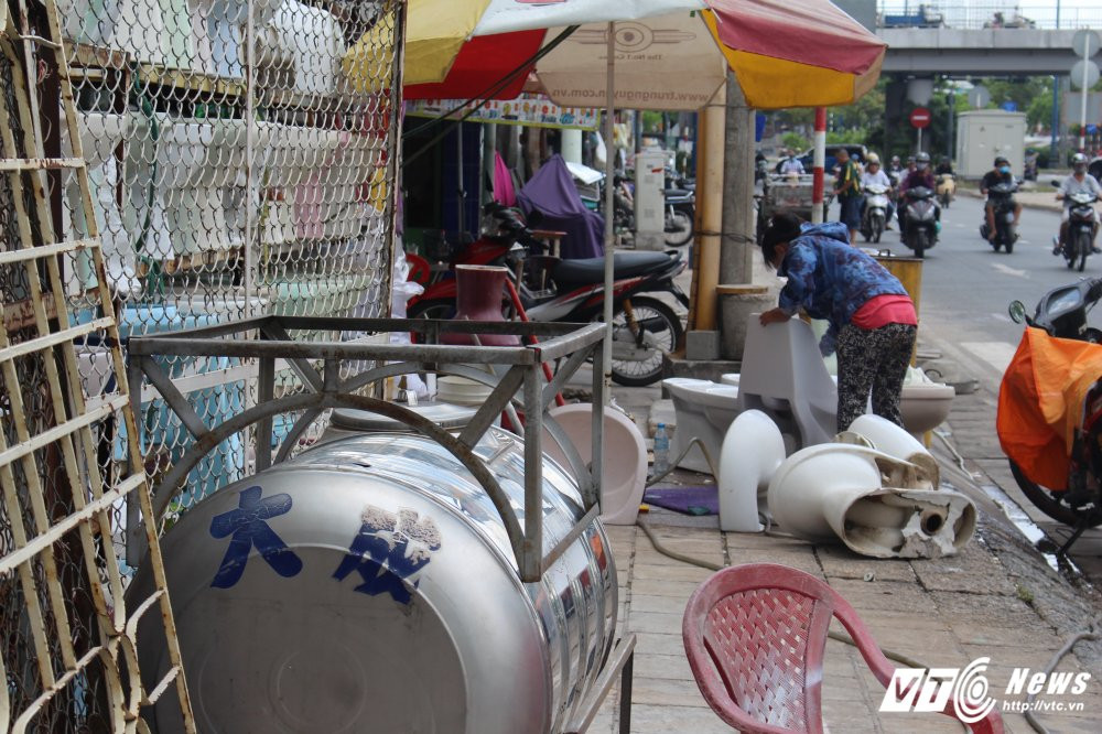 Hinh anh Trang tron tai chiem via he tren nhung con duong dep nhat Sai Gon 15