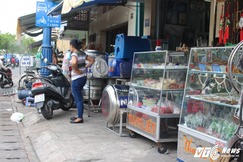 Hinh anh Trang tron tai chiem via he tren nhung con duong dep nhat Sai Gon 17